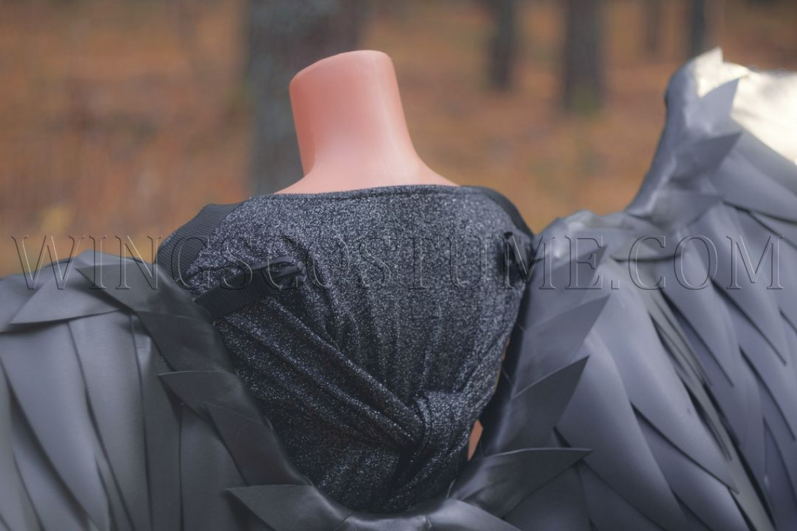 Buy large realistic black angel wings costume "Dark lord"